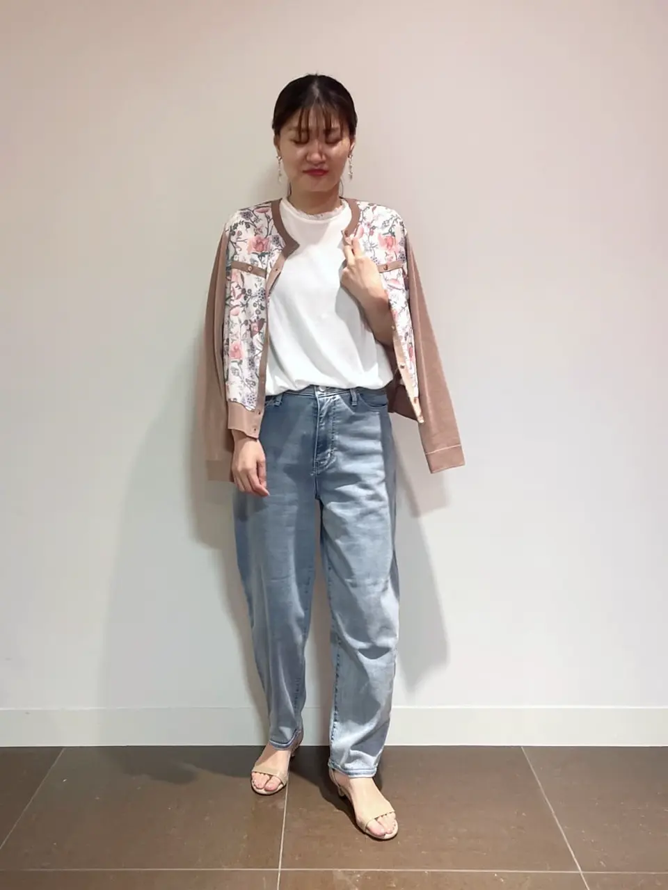 自由区 古宮 コーディネート画像