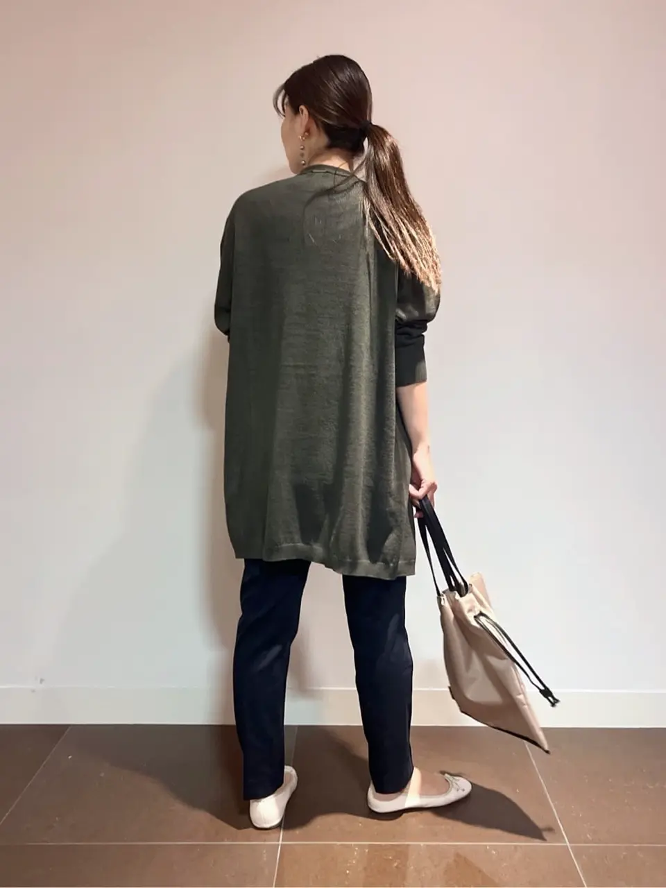 自由区 古宮 コーディネート画像