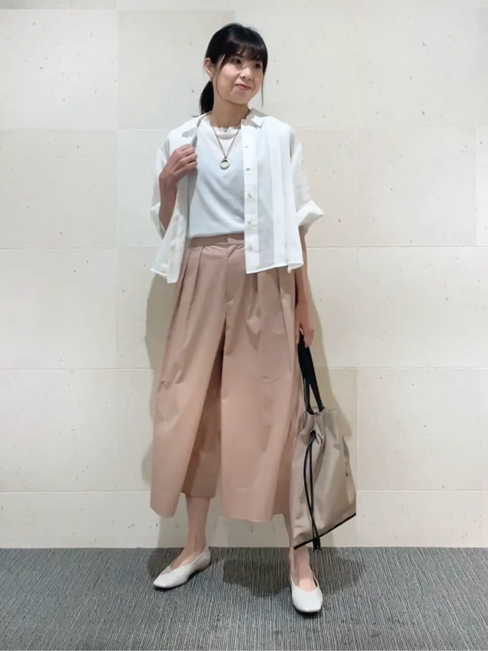 自由区  若旅 コーディネート画像