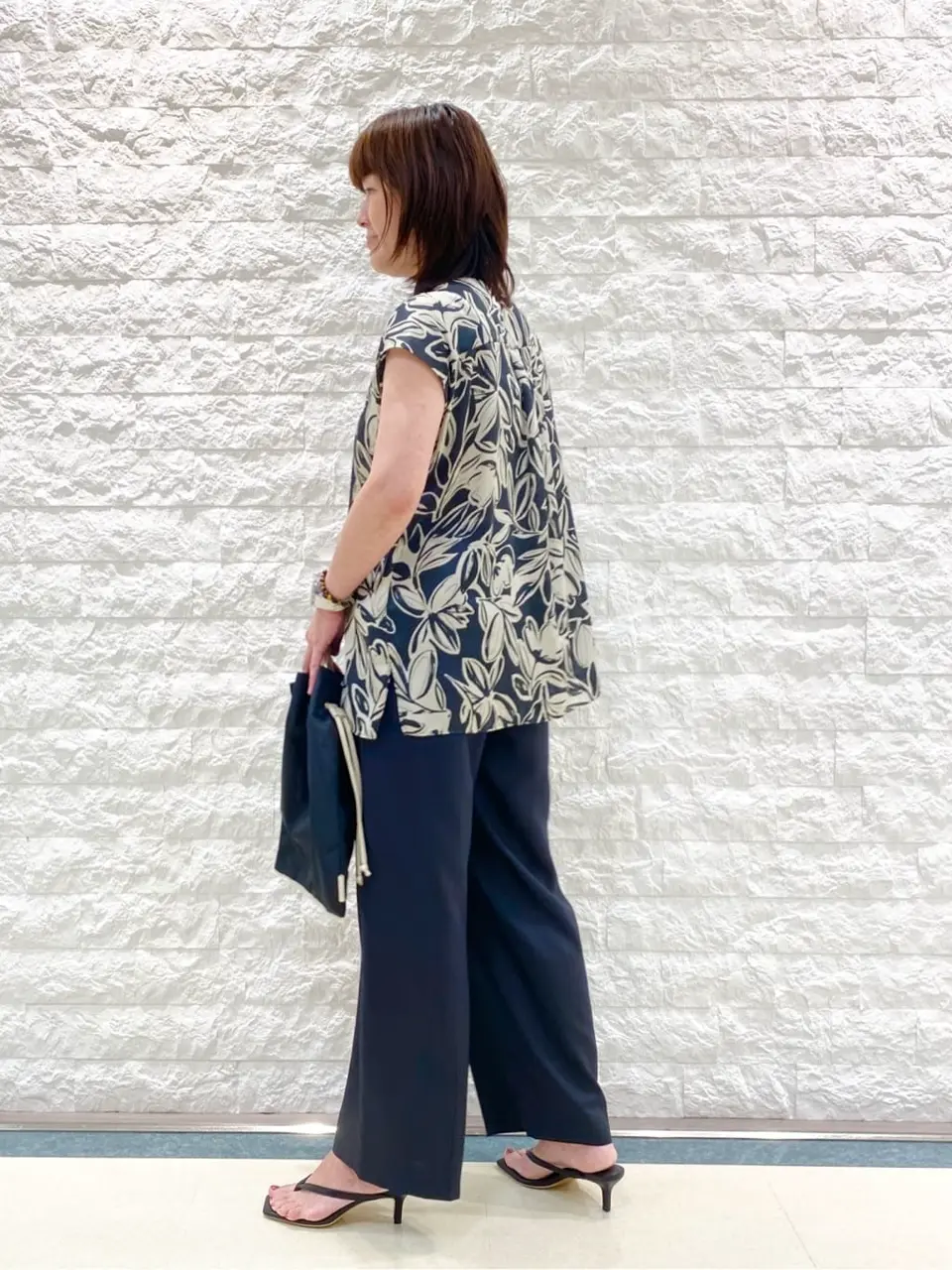 自由区 林 コーディネート画像