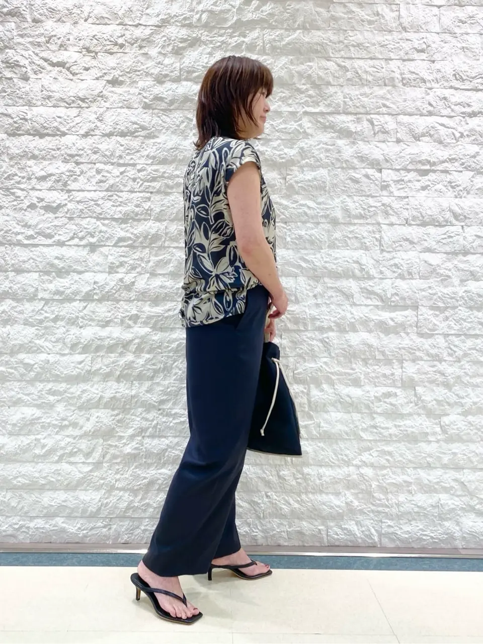 自由区 林 コーディネート画像