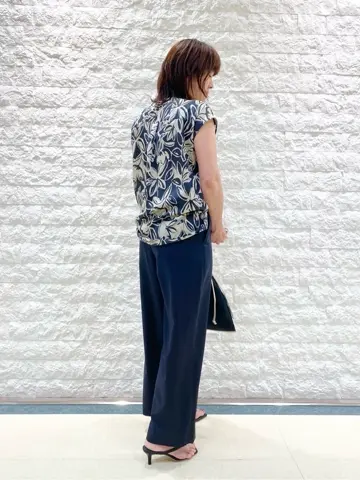 自由区 林 コーディネート画像