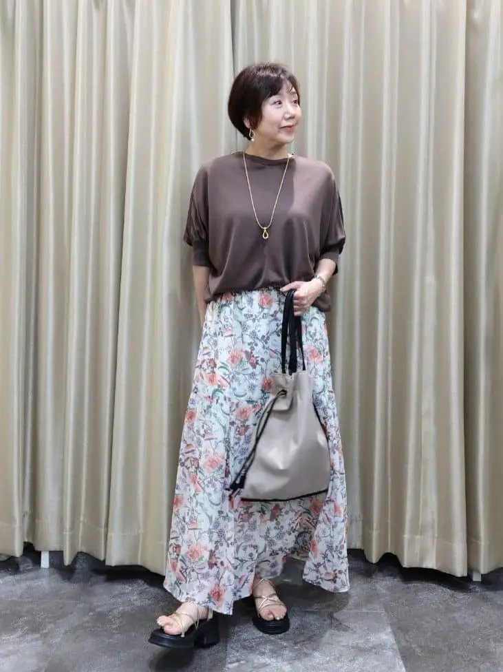 自由区 鶴田 コーディネート画像