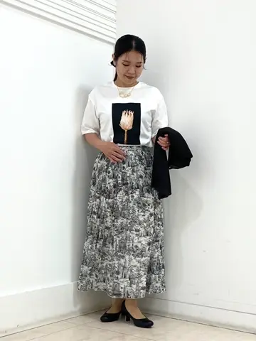 自由区 misato コーディネート画像