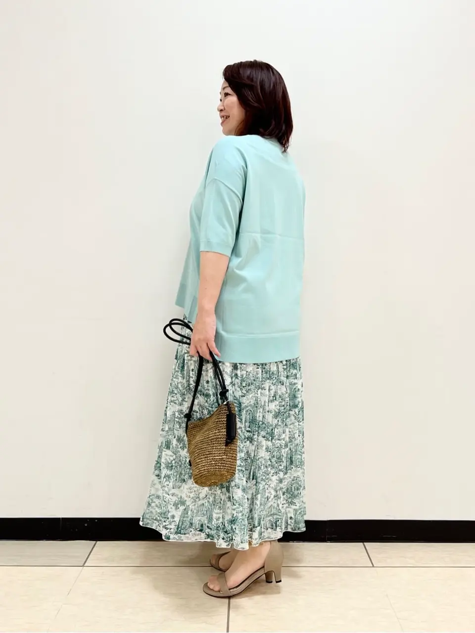 自由区 伊藤 コーディネート画像