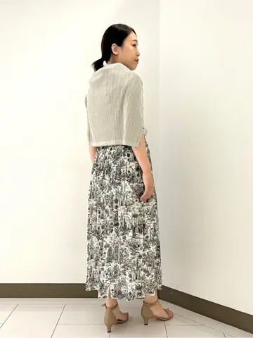 自由区 南 コーディネート画像