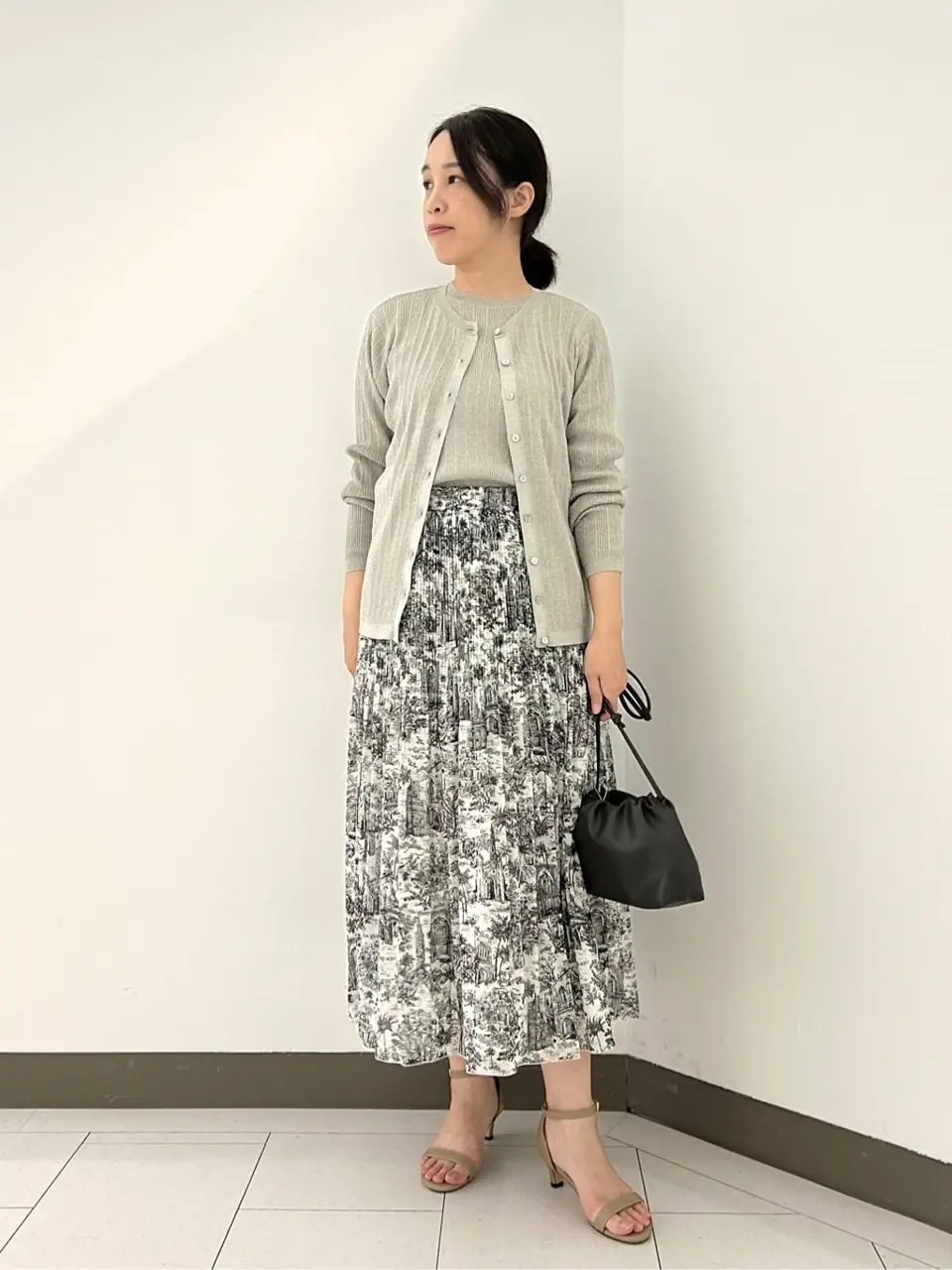 自由区 南 コーディネート画像