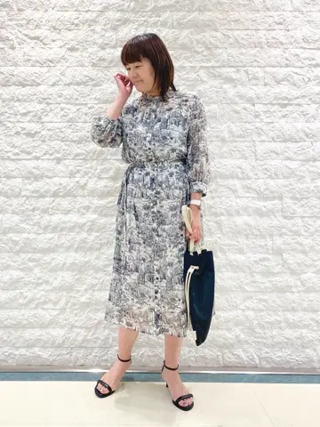 自由区 林 コーディネート画像