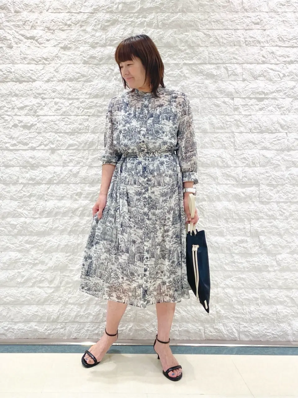 自由区 林 コーディネート画像