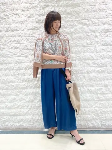 自由区 林 コーディネート画像