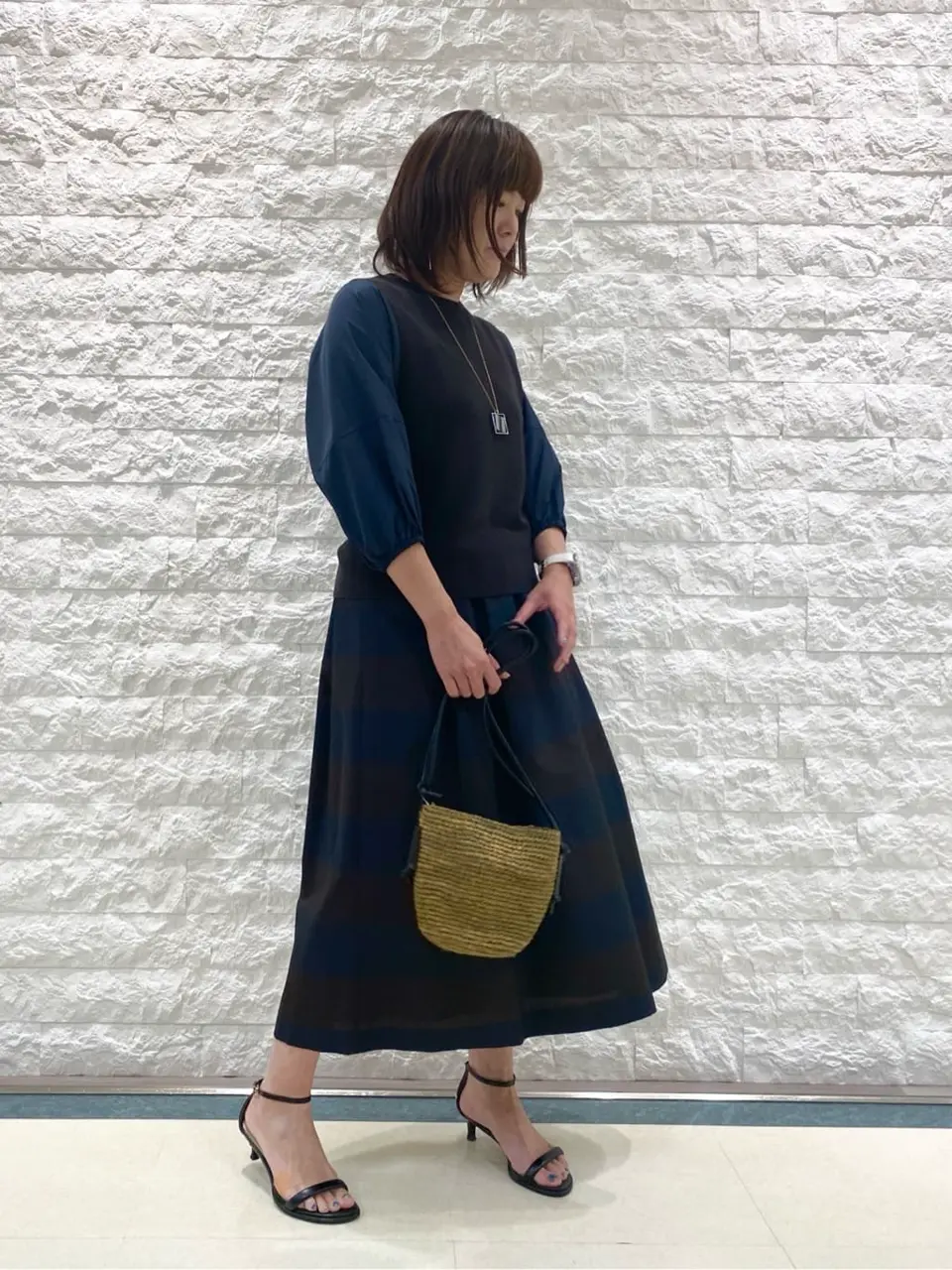 自由区 林 コーディネート画像