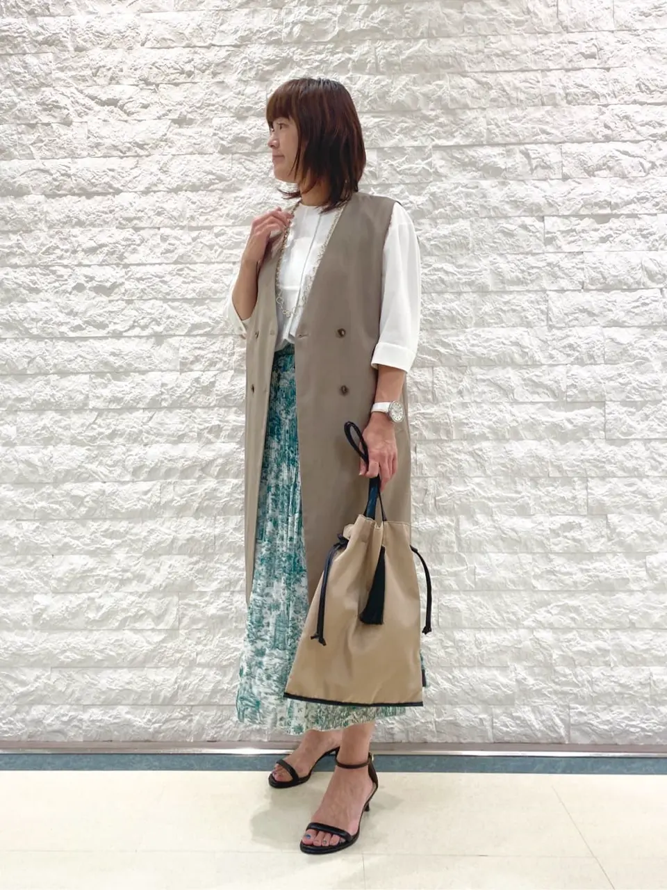 自由区 林 コーディネート画像