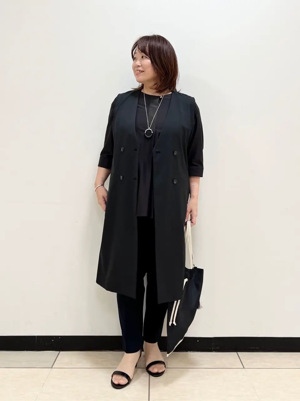 自由区 伊藤 コーディネート画像