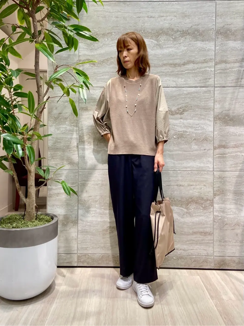 自由区 Ishii コーディネート画像