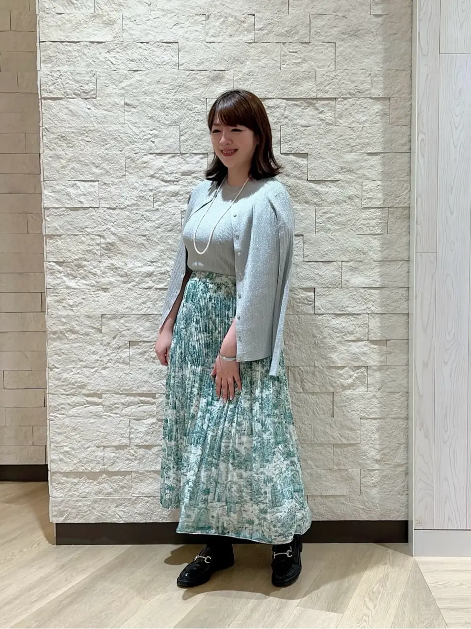 自由区 うめだ コーディネート画像