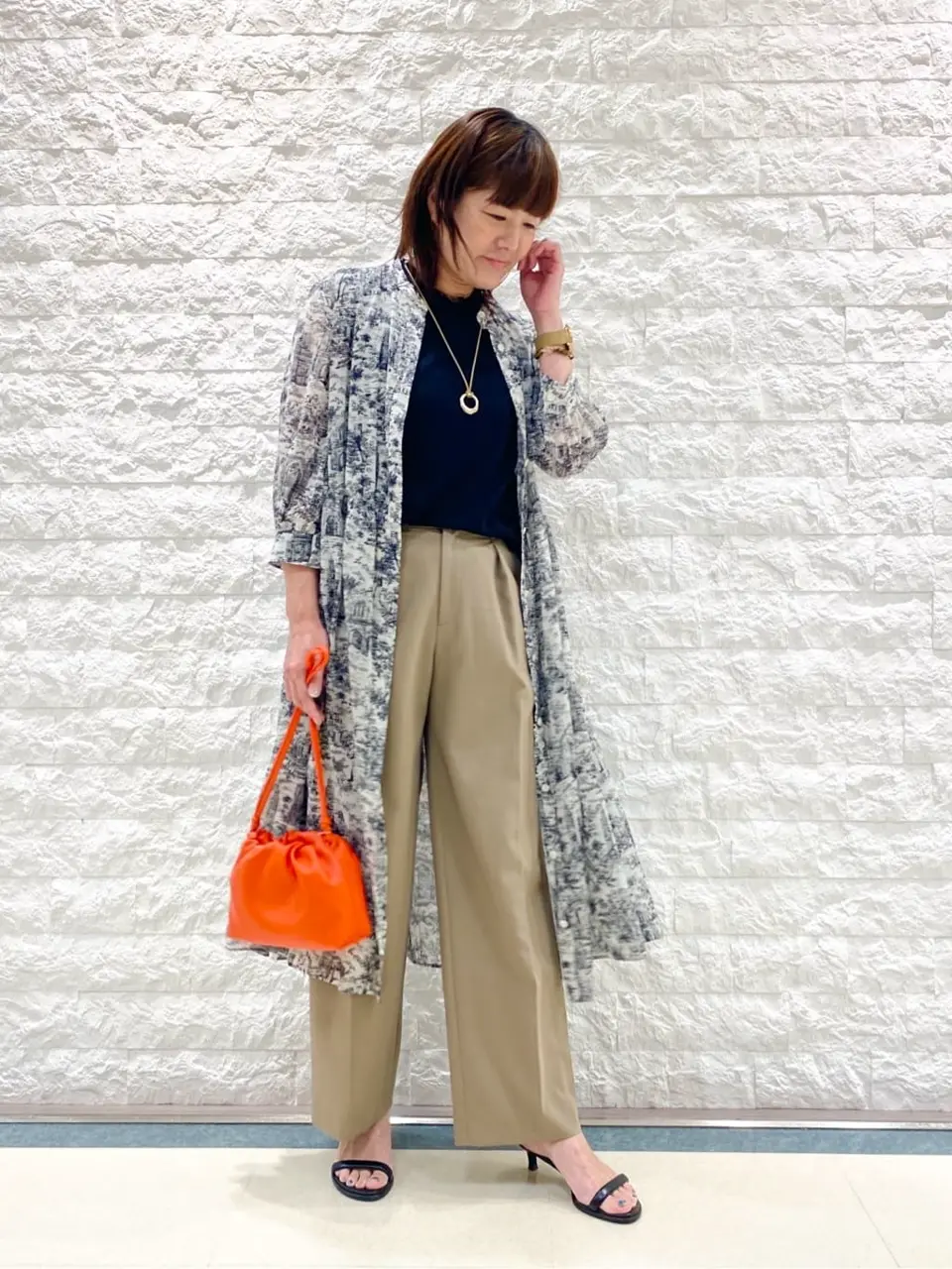 自由区 林 コーディネート画像