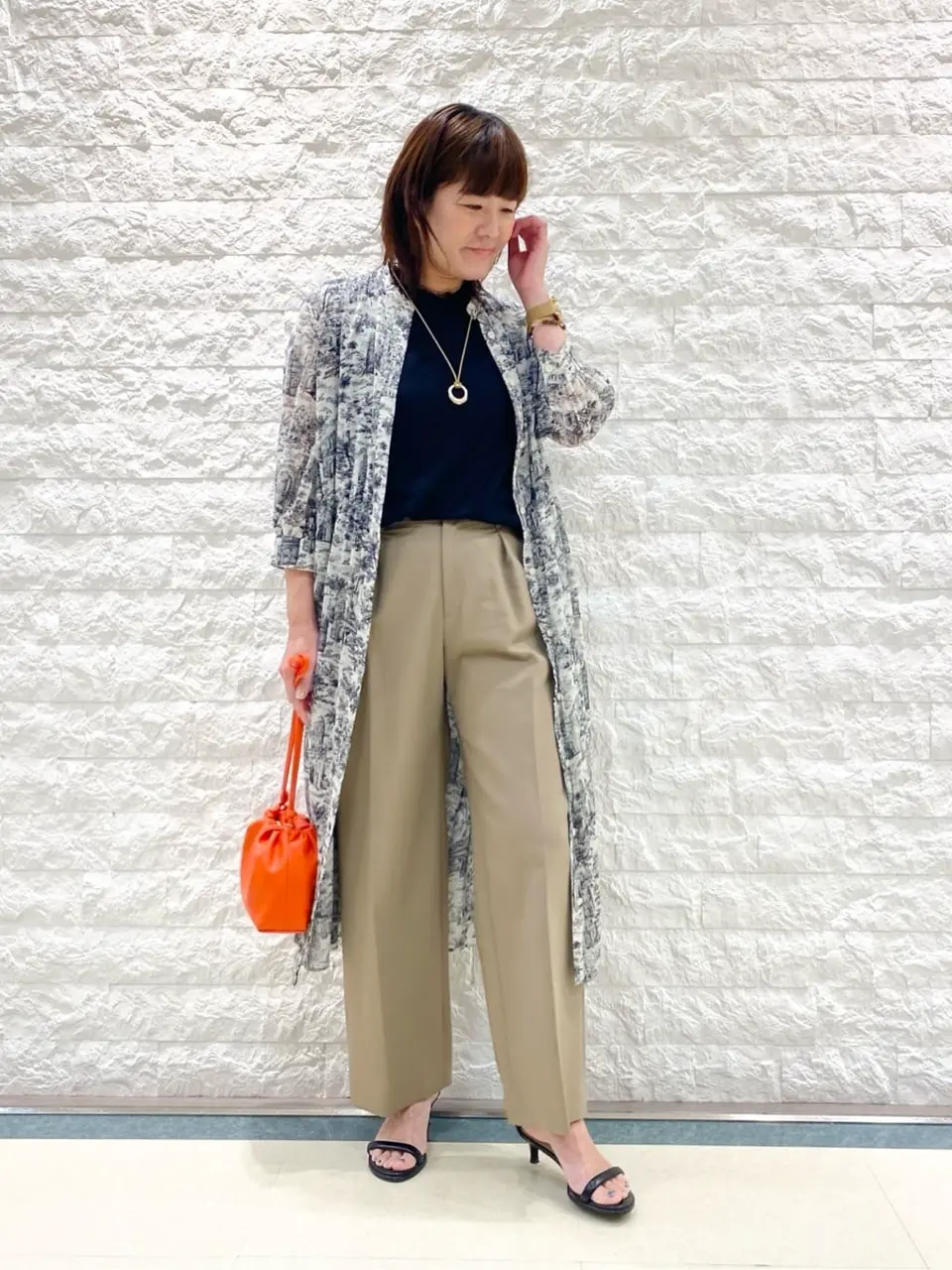 自由区 林 コーディネート画像