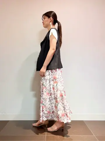 自由区 古宮 コーディネート画像