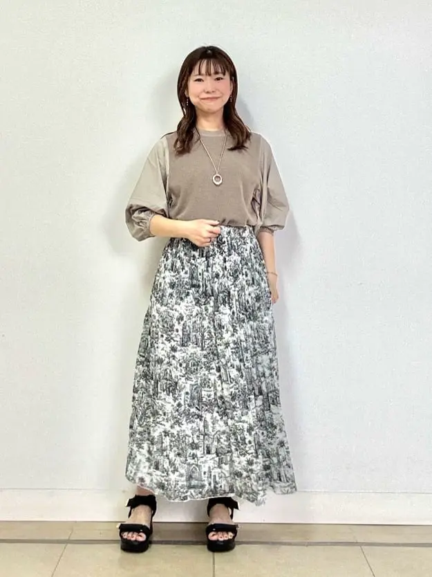 自由区 小林 コーディネート画像