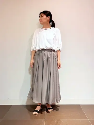 自由区 古宮 コーディネート画像