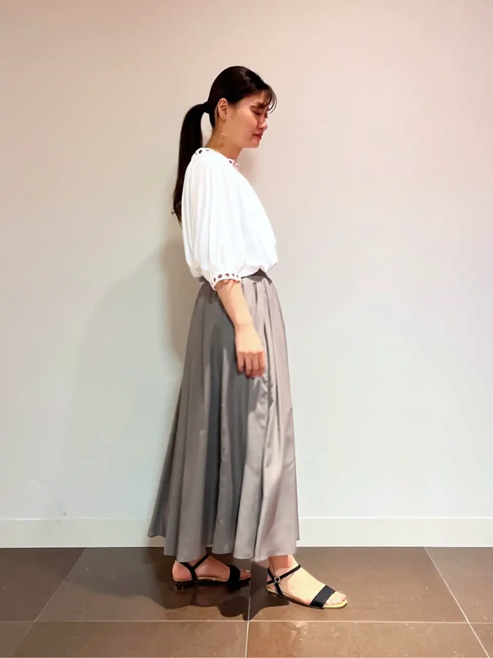 自由区 古宮 コーディネート画像