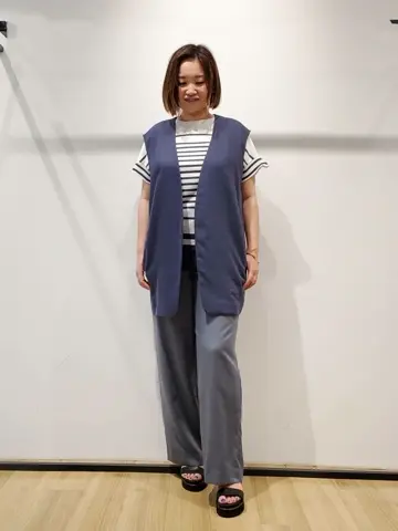 自由区 eri コーディネート画像