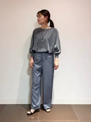 自由区 古宮 コーディネート画像