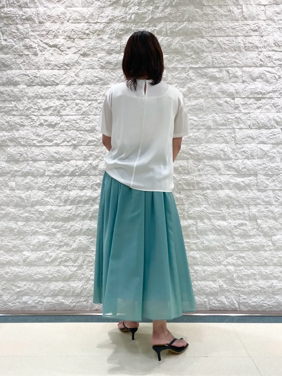 自由区 林 コーディネート画像