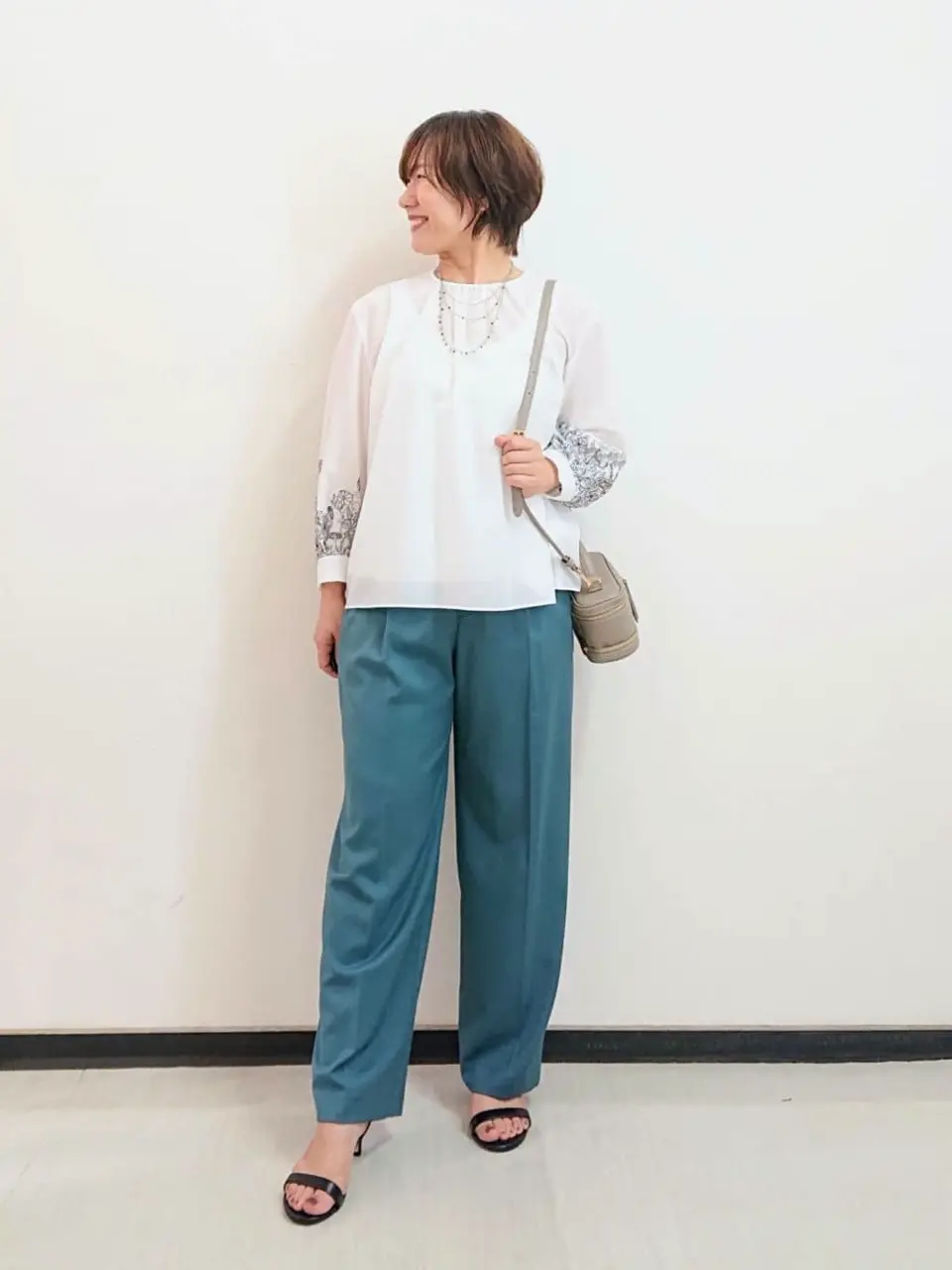 自由区 近藤 コーディネート画像