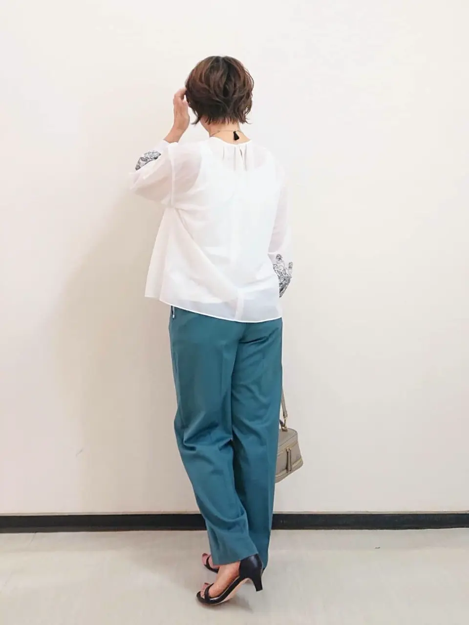 自由区 近藤 コーディネート画像