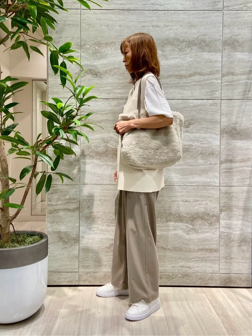 自由区 Ishii コーディネート画像