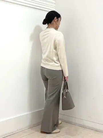 自由区 misato コーディネート画像