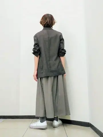 自由区 浅野 コーディネート画像