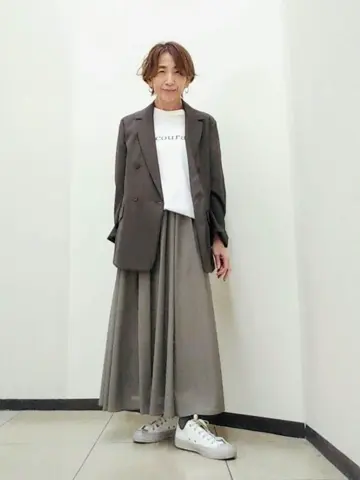 自由区 浅野 コーディネート画像