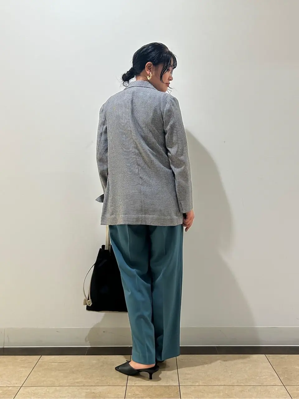 自由区 藤﨑 コーディネート画像