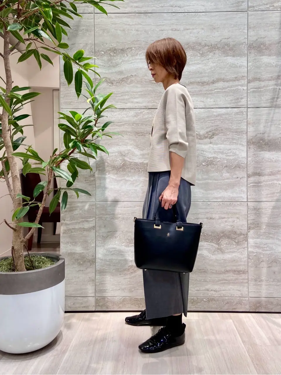 自由区 Ishii コーディネート画像