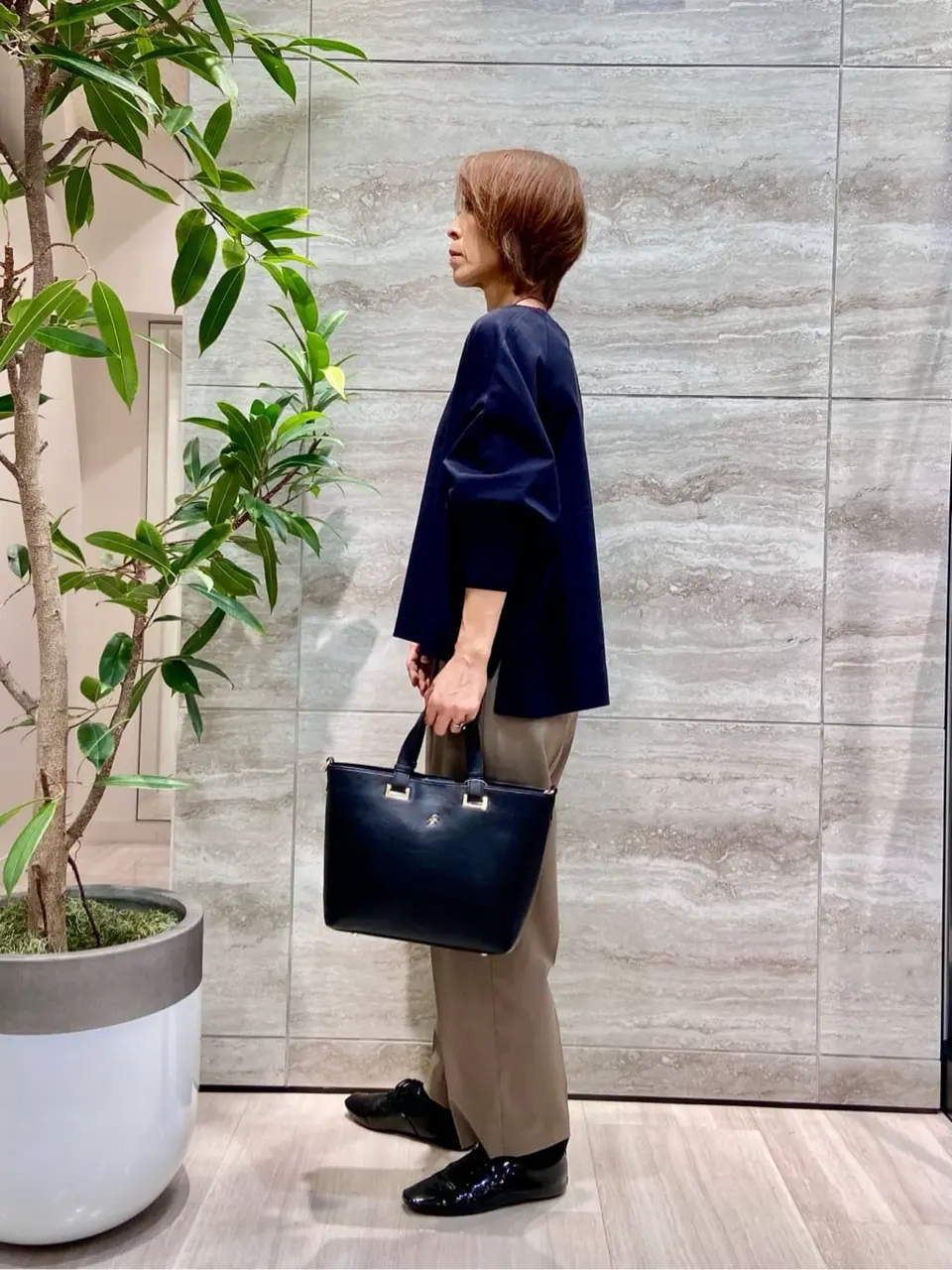 自由区 Ishii コーディネート画像