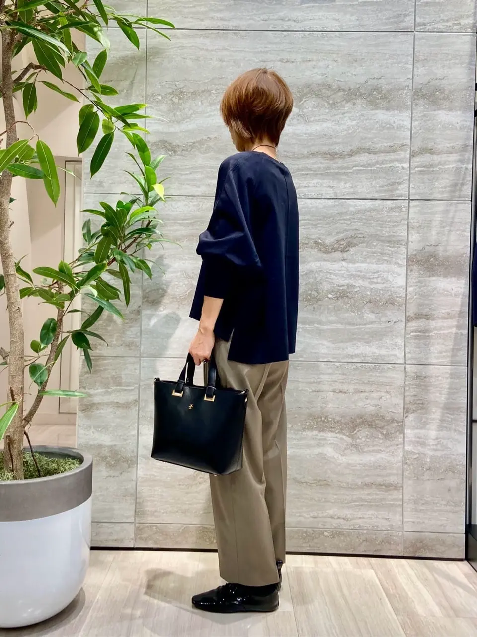 自由区 Ishii コーディネート画像