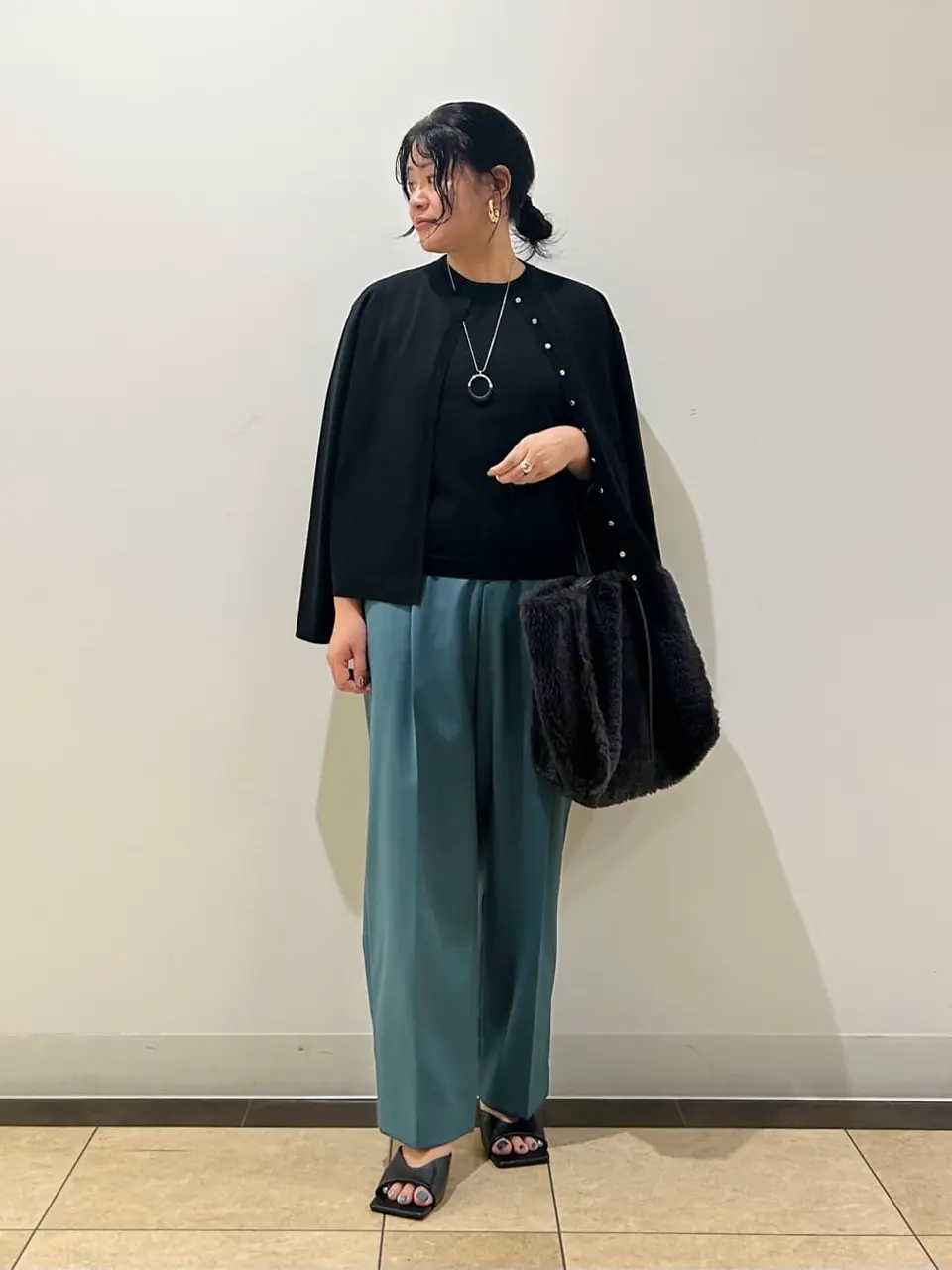 自由区 藤﨑 コーディネート画像