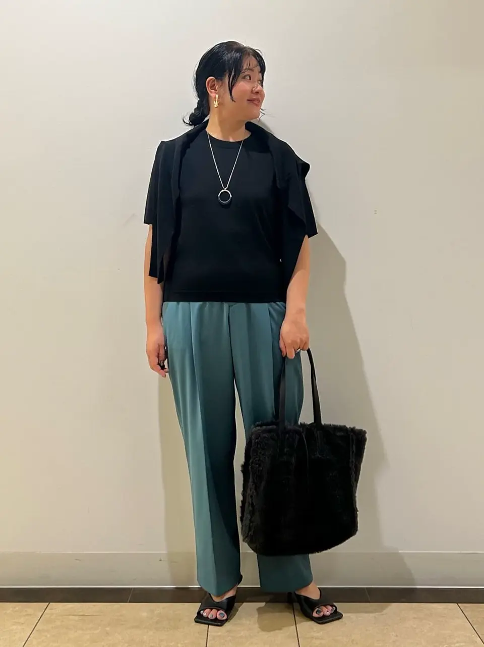 自由区 藤﨑 コーディネート画像