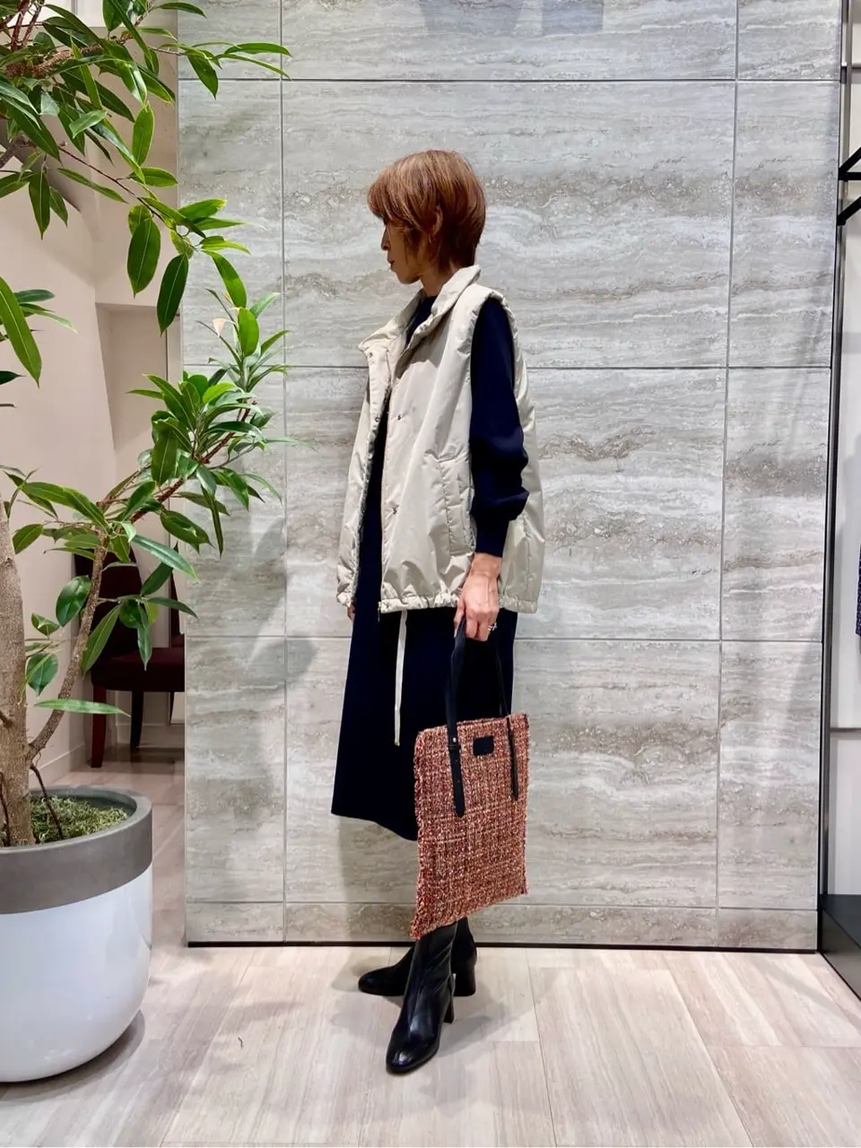 自由区 Ishii コーディネート画像