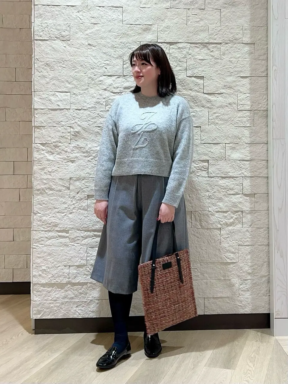 自由区 うめだ コーディネート画像