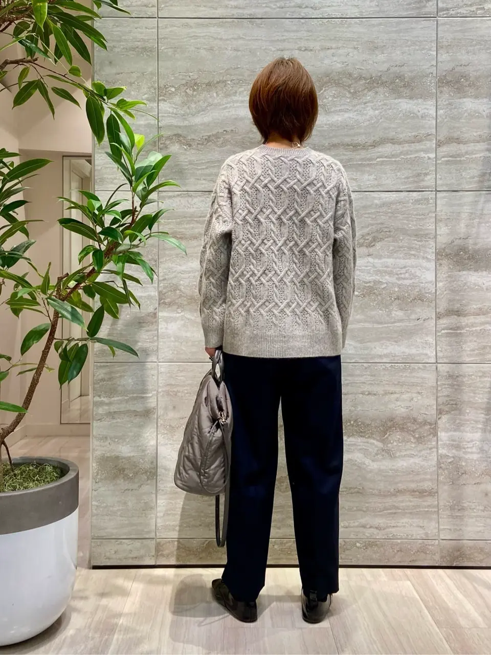 自由区 Ishii コーディネート画像