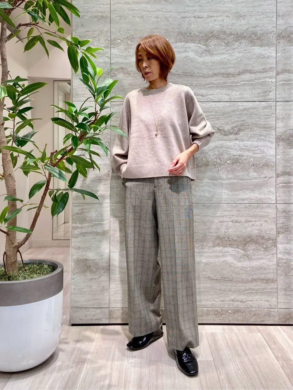 自由区 Ishii コーディネート画像