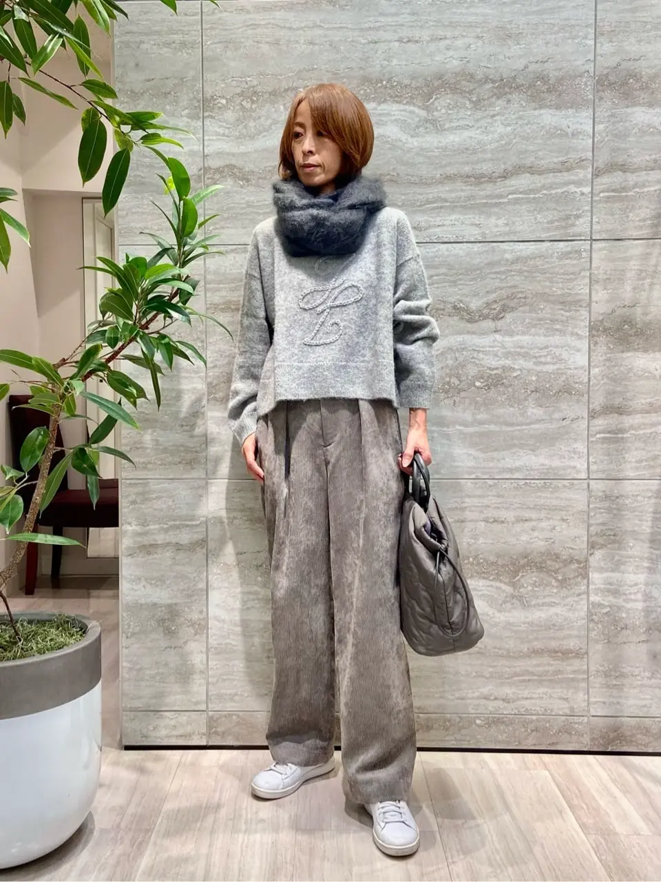 自由区 Ishii コーディネート画像