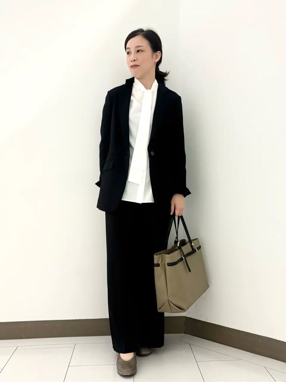 自由区 南 コーディネート画像