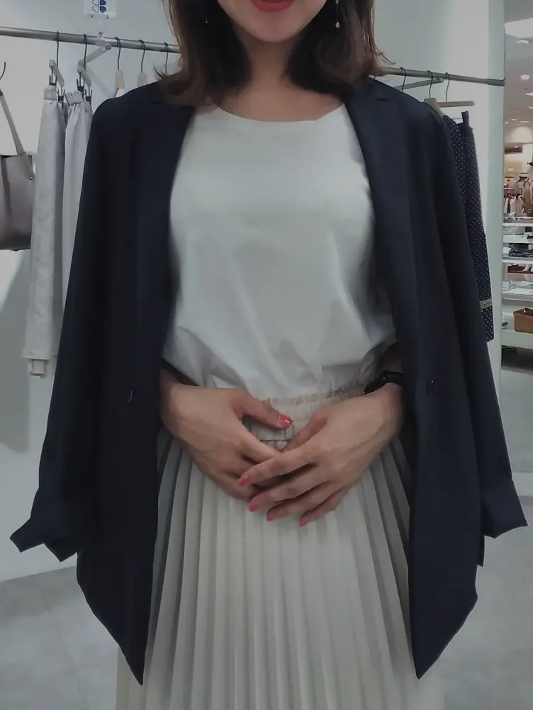 自由区 東 コーディネート画像