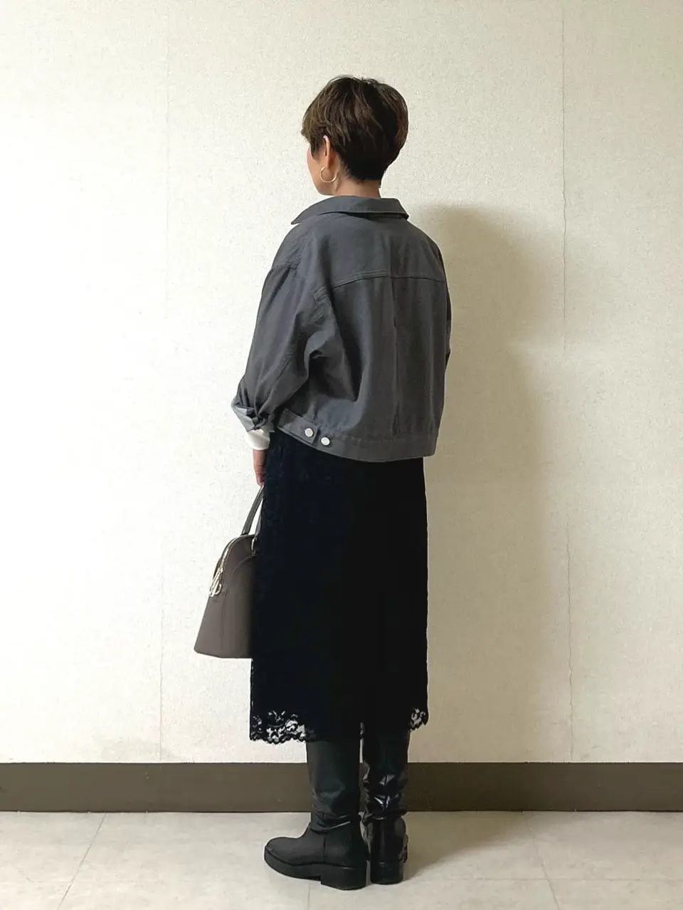 自由区 坂本 コーディネート画像