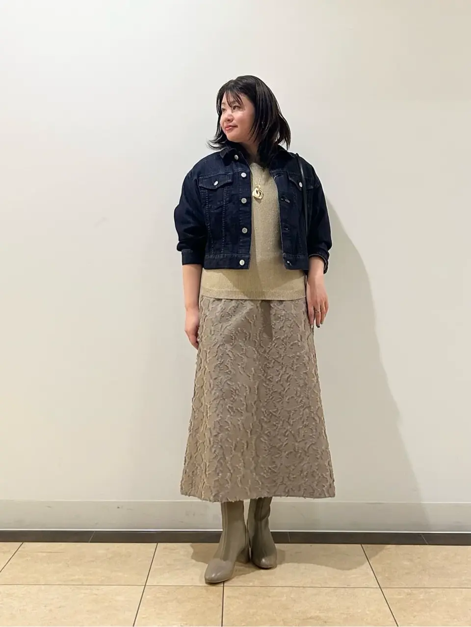 自由区 藤﨑 コーディネート画像