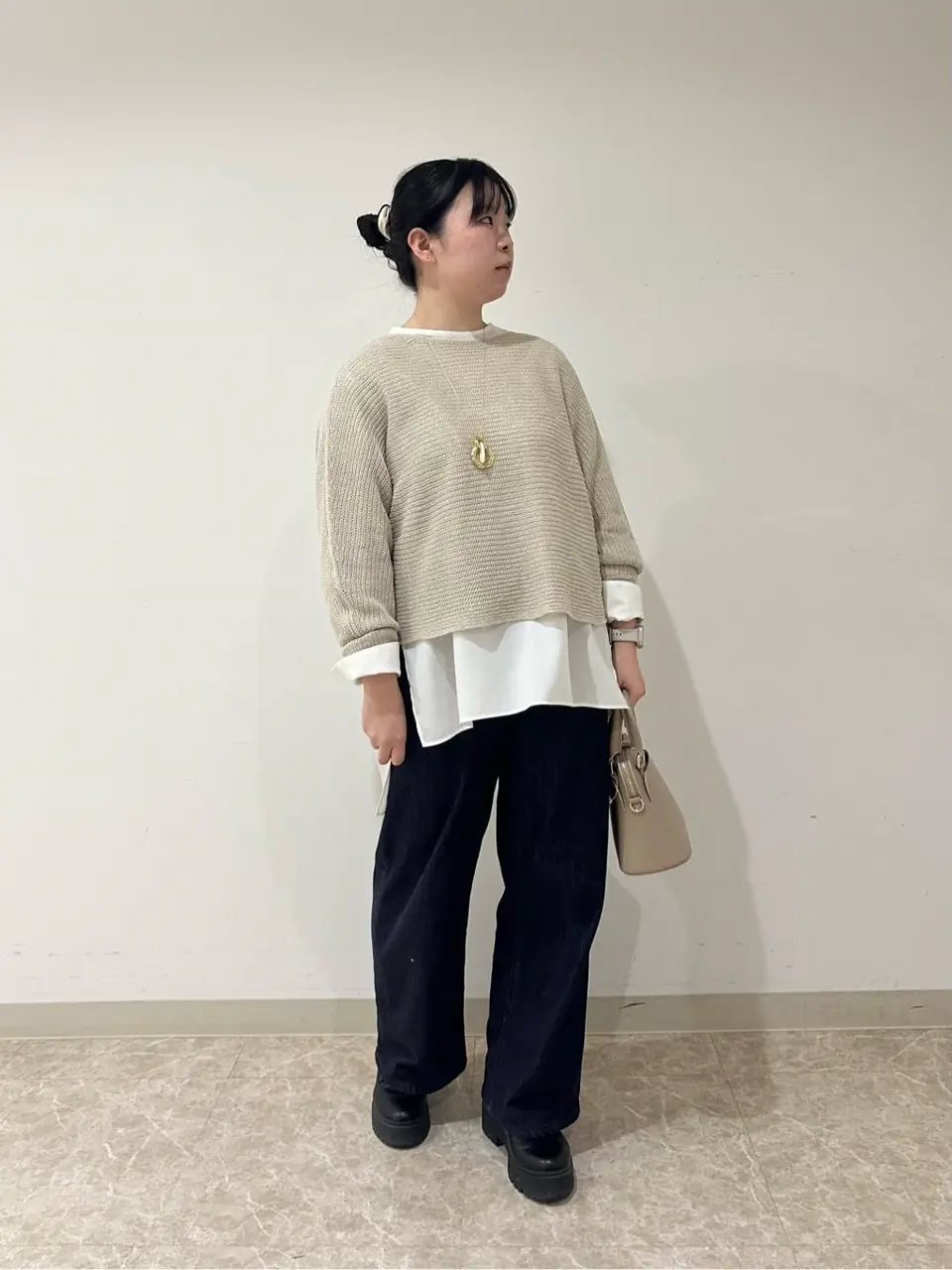 自由区 篠﨑 コーディネート画像